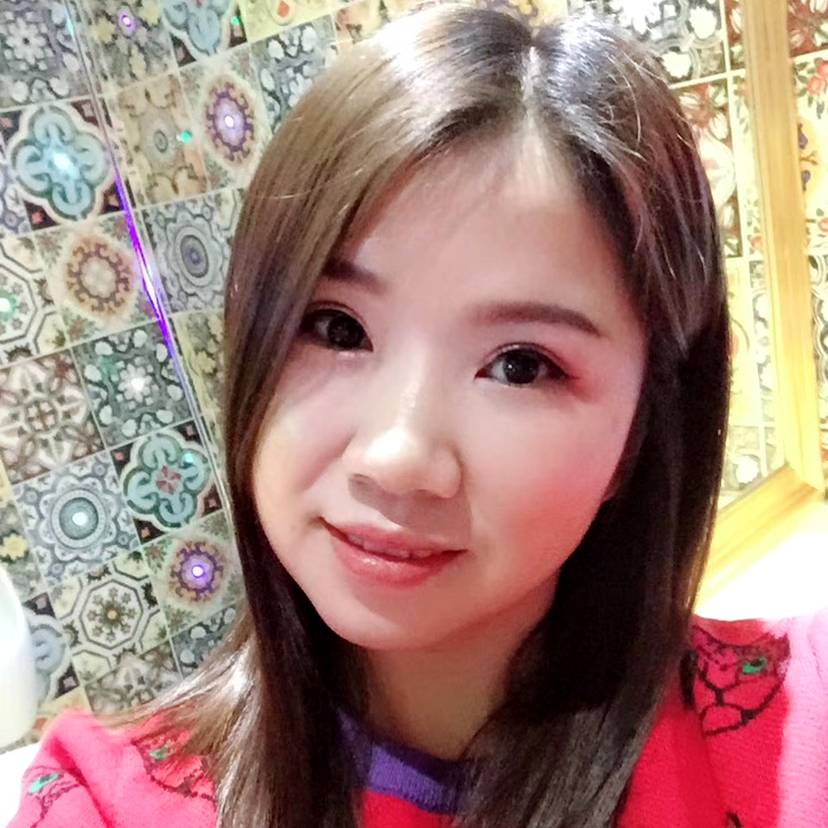 少女机智的照片