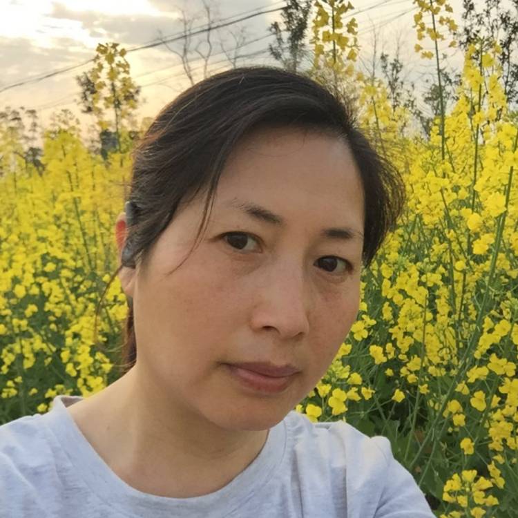 离心红尘的照片