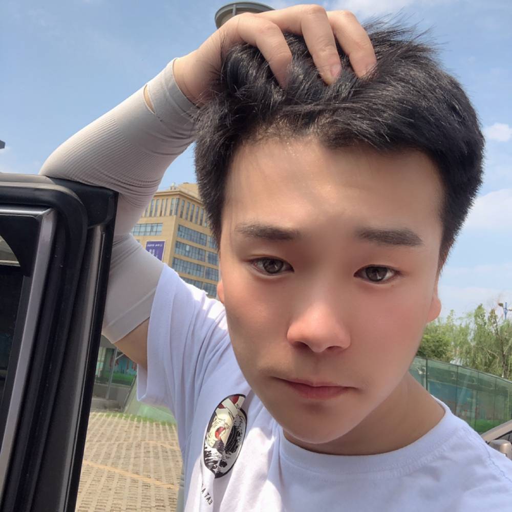 闫同学的照片
