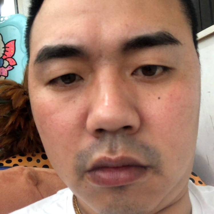 冷眸改变漠然的照片