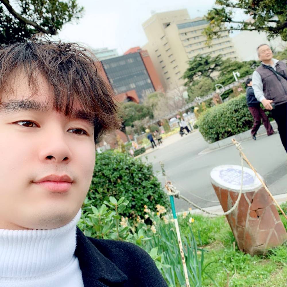 耍酷爱恋麦片的照片