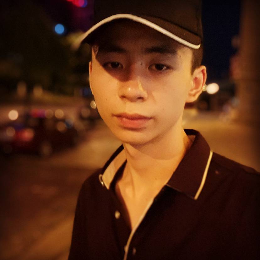 埃呦伟的照片
