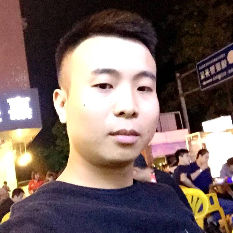 眯眯眼向小土豆的照片