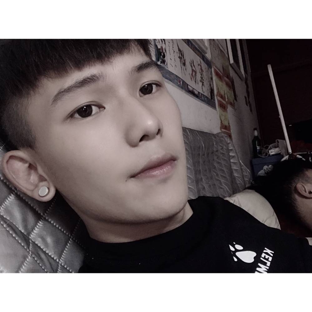 半夏妩媚的照片