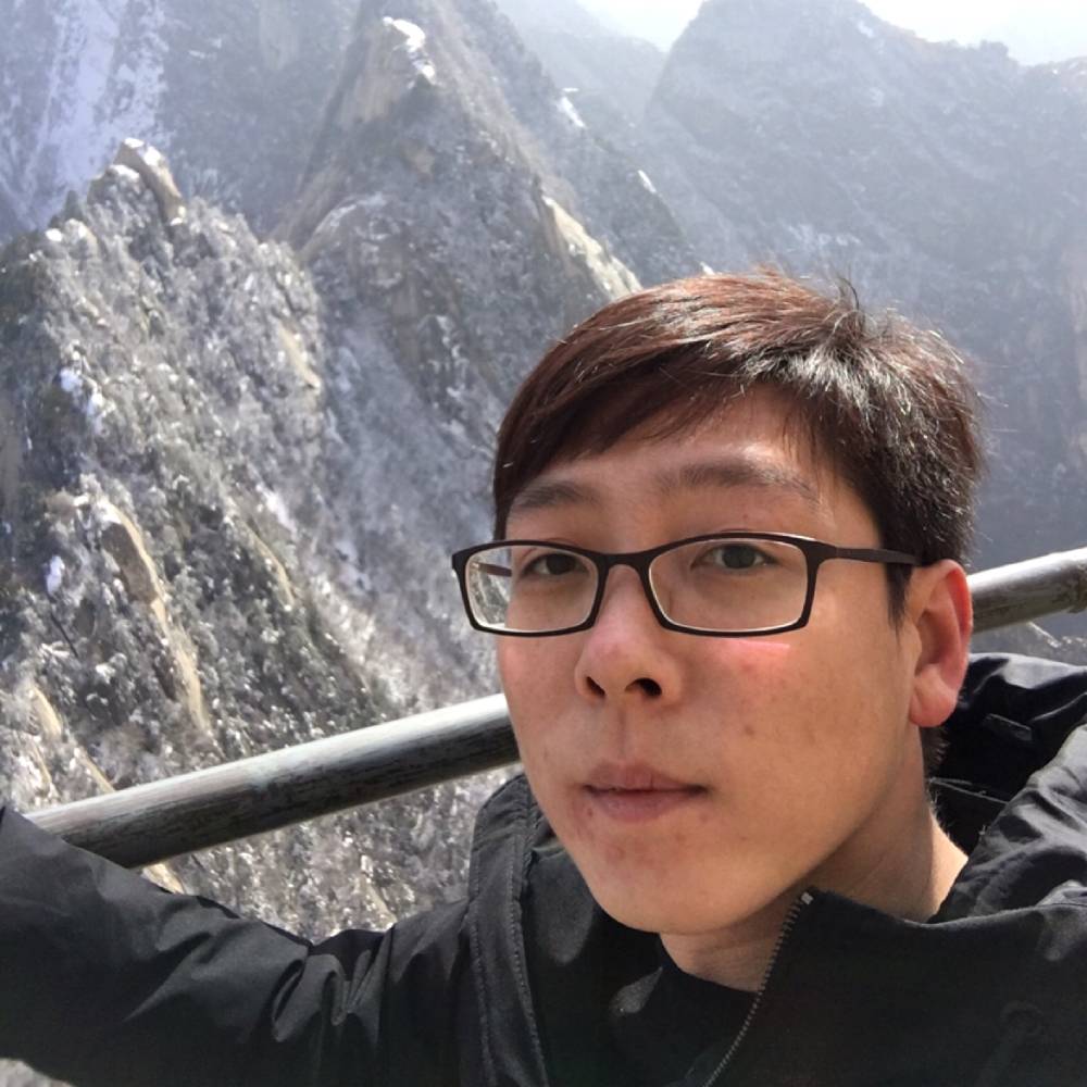 小康姆的照片
