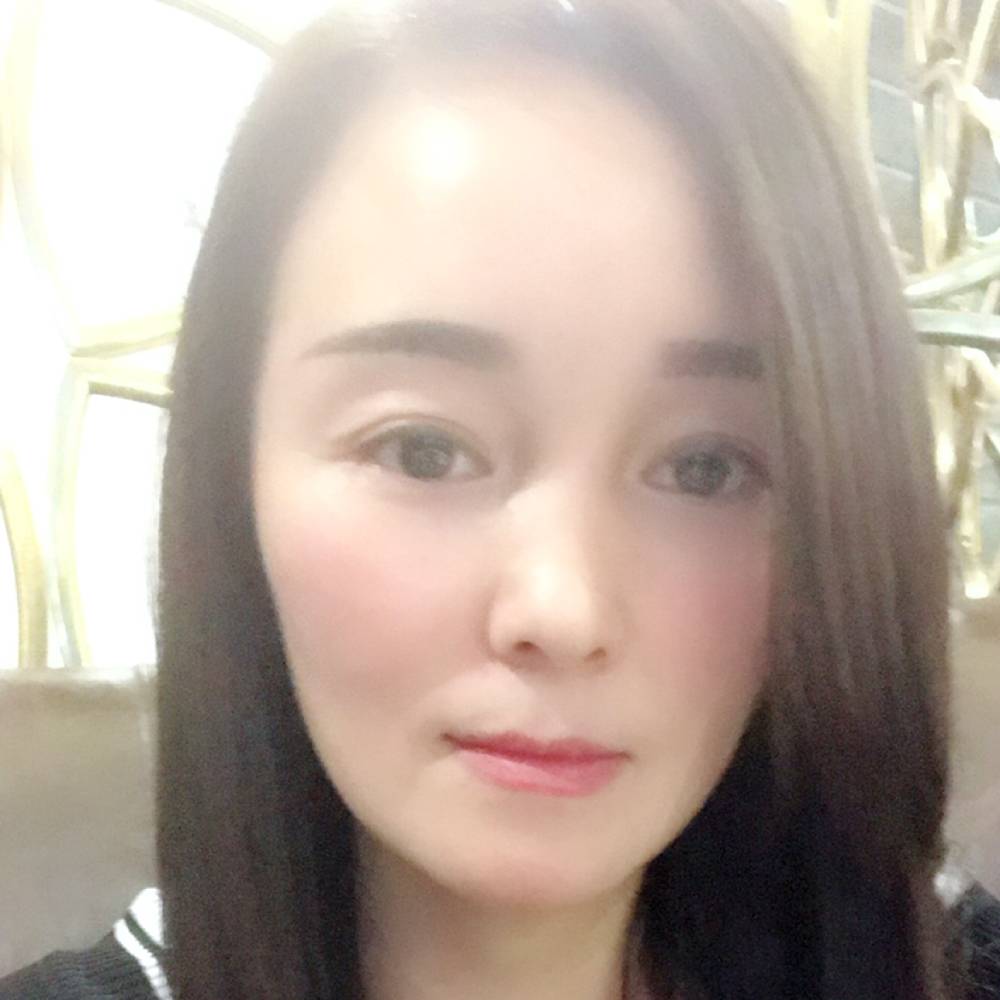灼热苦恋玫瑰的照片