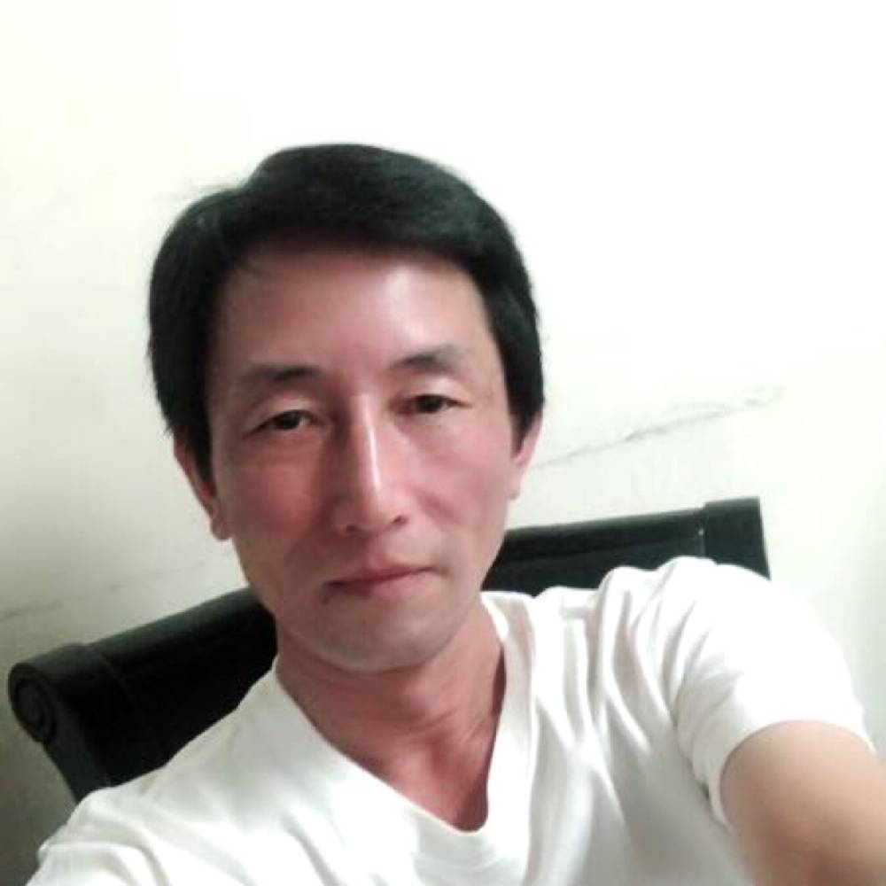 瘦瘦还小鸽子的照片