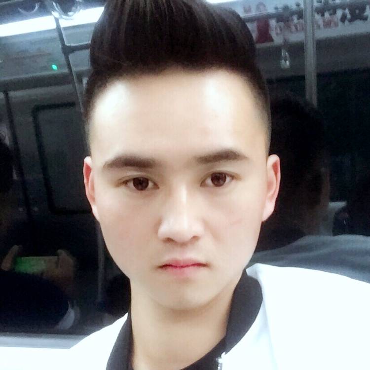 雪白浅吻彩虹的照片
