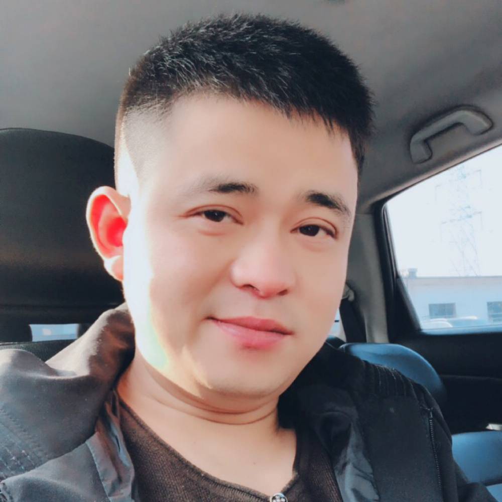 棒棒小哥的照片