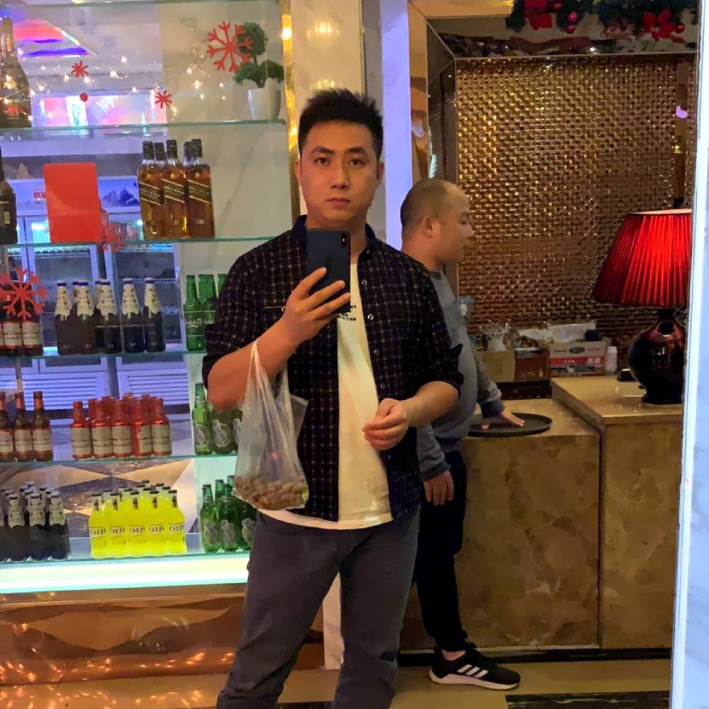 至尊宝。的照片