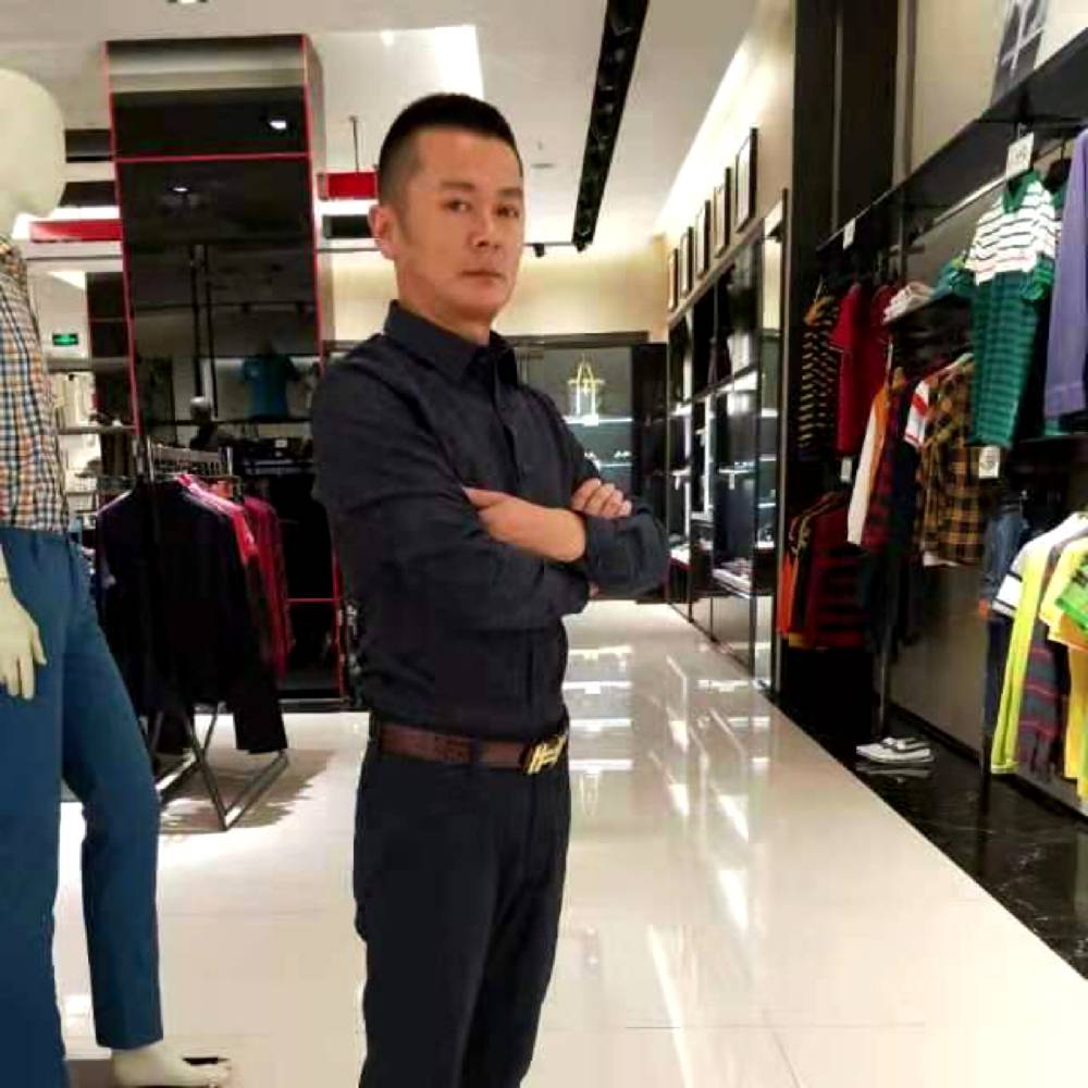 医美专家：侯博士的照片