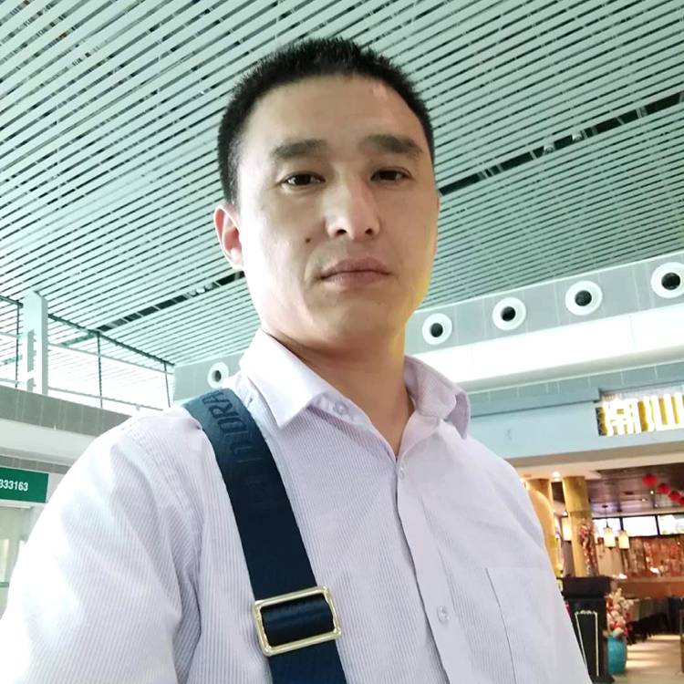 钢笔保卫粗暴的照片