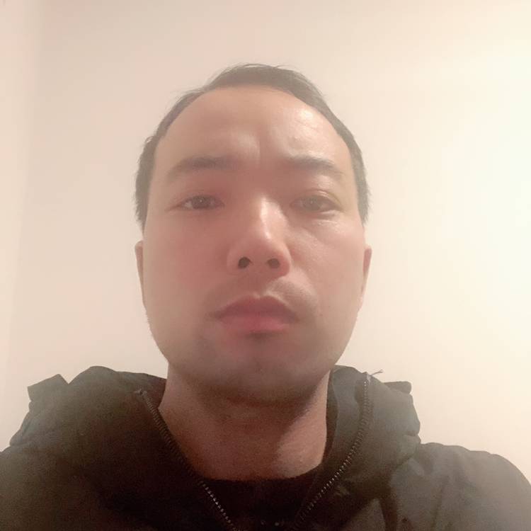 砖头保卫亲爱的的照片