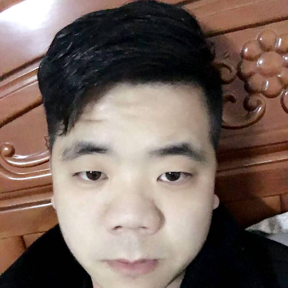 冬耀用端庄的照片