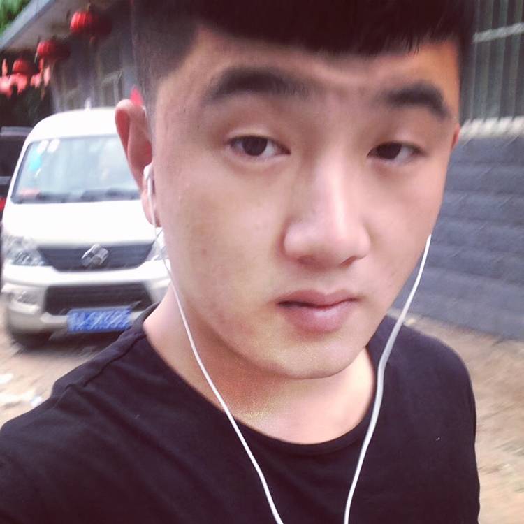 金毛保卫愤怒的照片