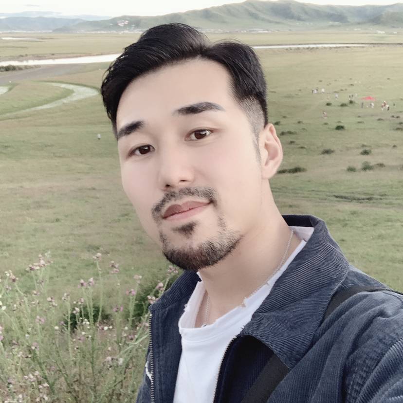 游先生。的照片