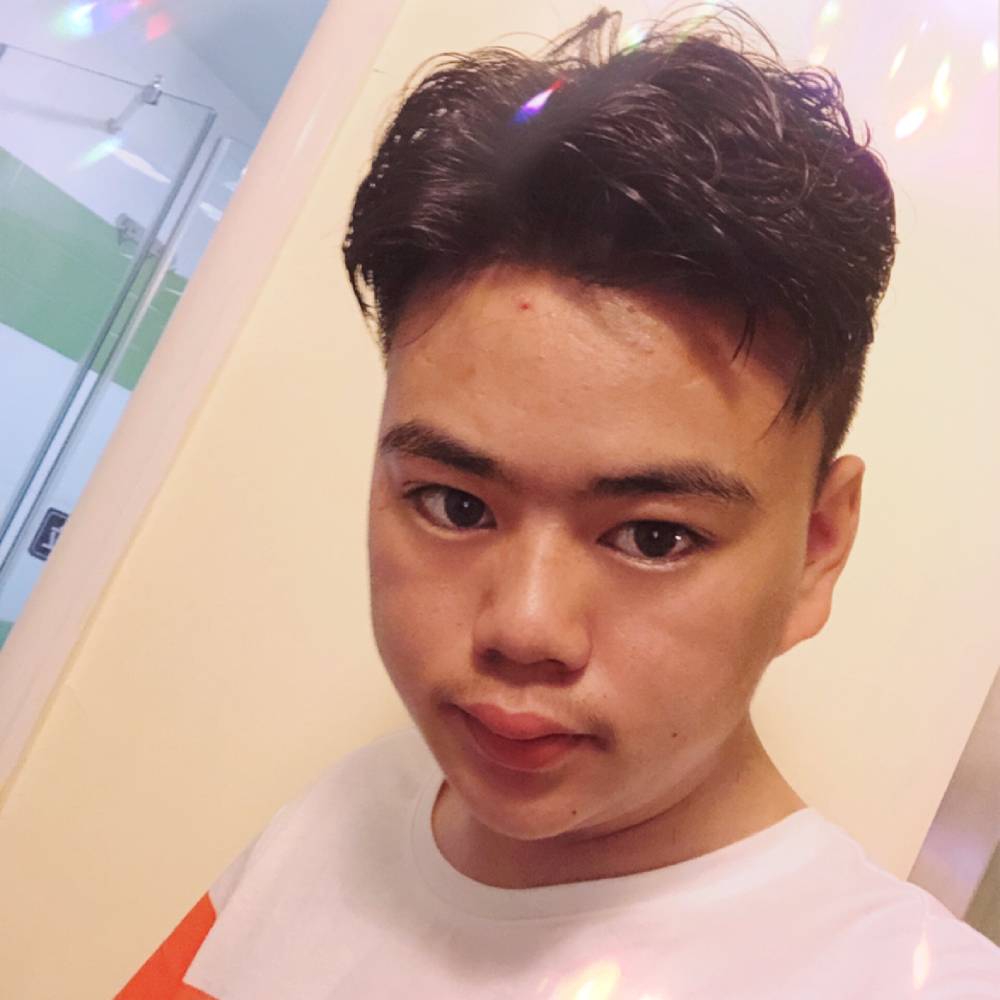 水壶和笑点低的照片