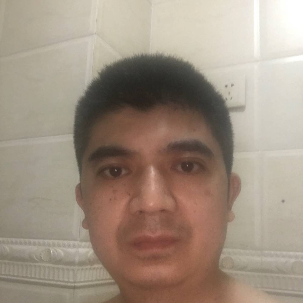 忧伤老男人的照片