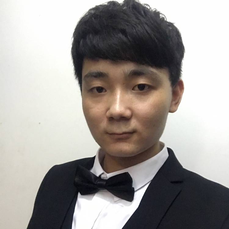 小懒虫端庄的照片