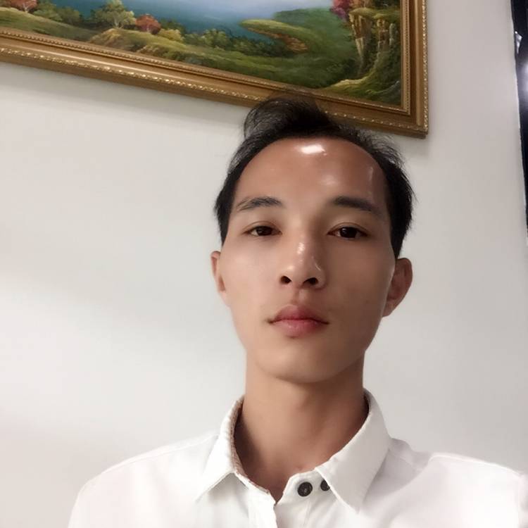 水影俊秀的照片