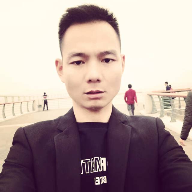 韦tongjie的照片