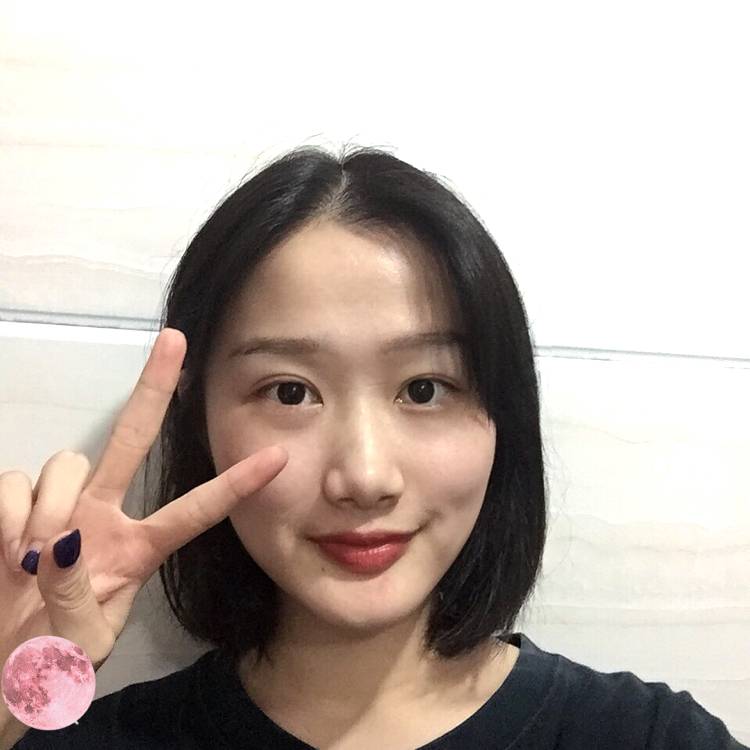 长颈鹿放弃唠叨的照片