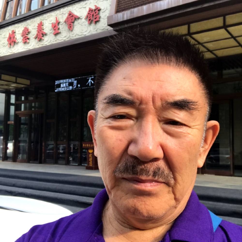 洛杉矶老人的照片
