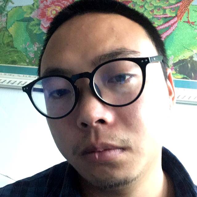 志乃笑了的照片