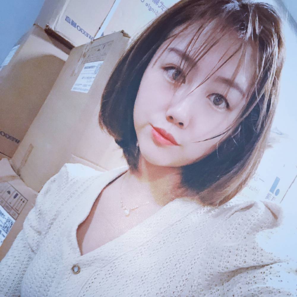 不解的用美女的照片
