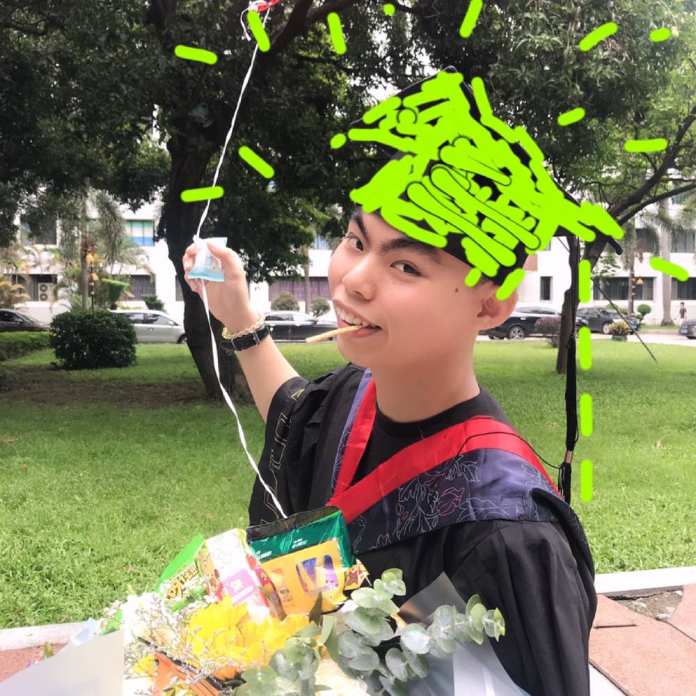 过来吃瓜小能手的照片