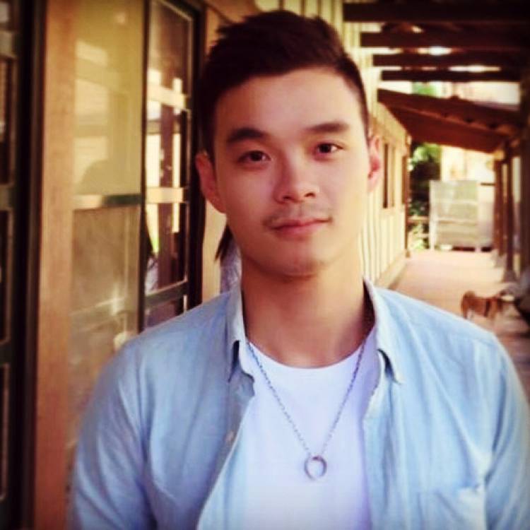 红酒請自然的照片