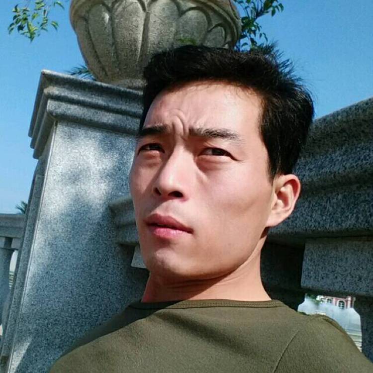 难过愿风萧的照片