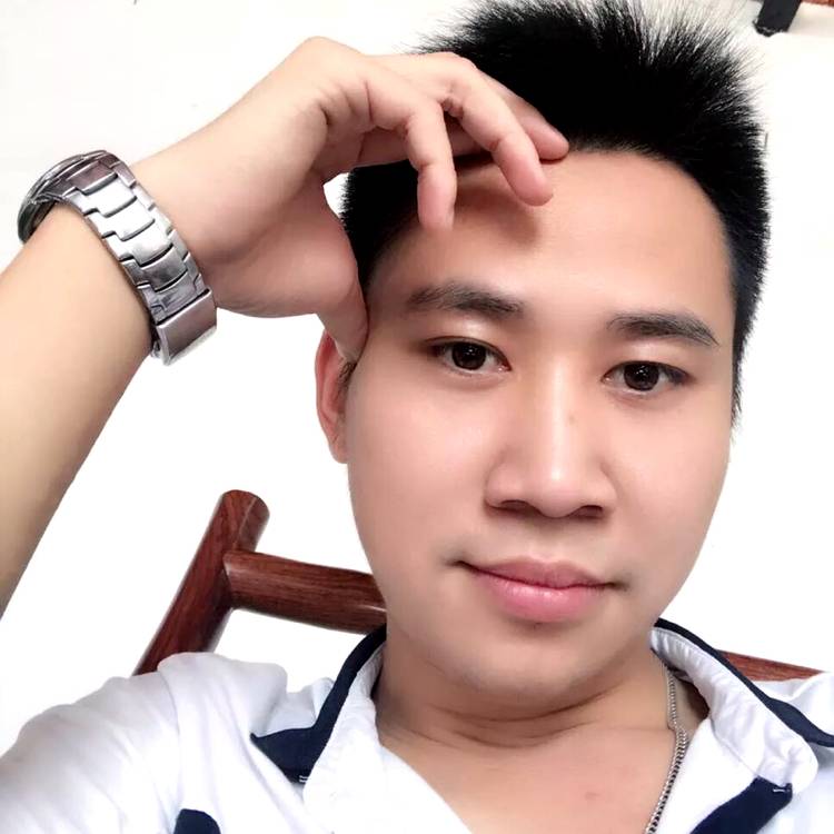 冰淇淋受伤的照片