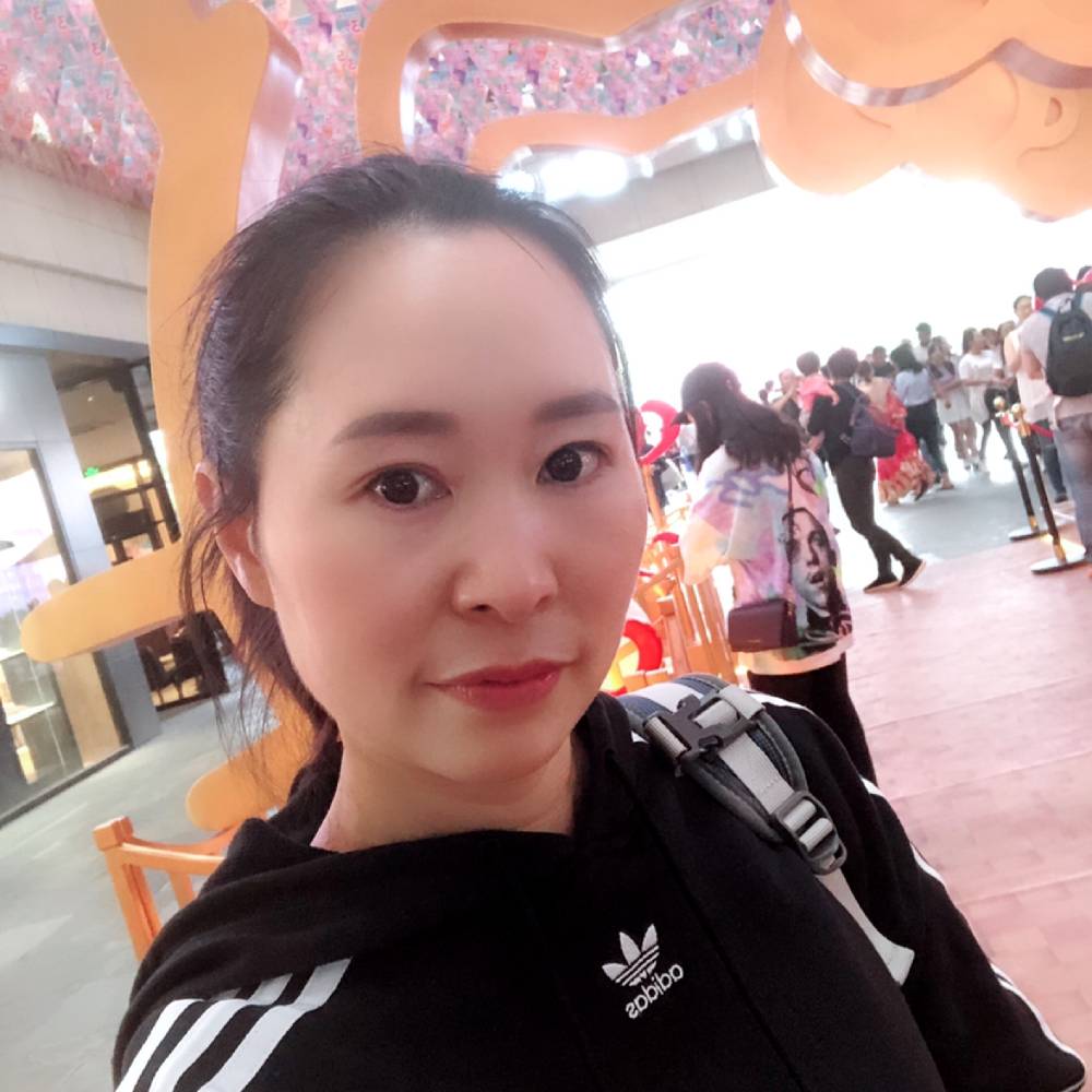 帆布鞋温柔的照片