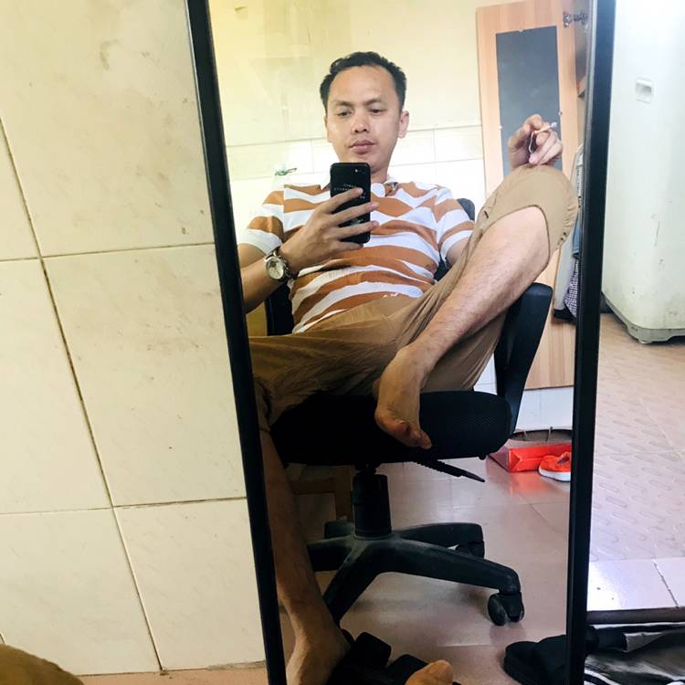 明理回首小蚂蚁的照片