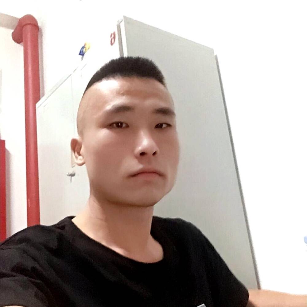 不听话的踢白羊的照片