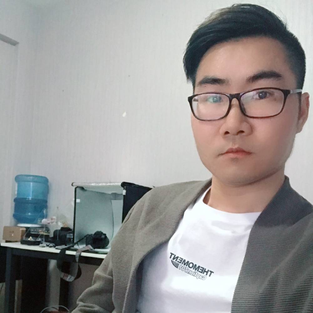 资深单身喵的照片