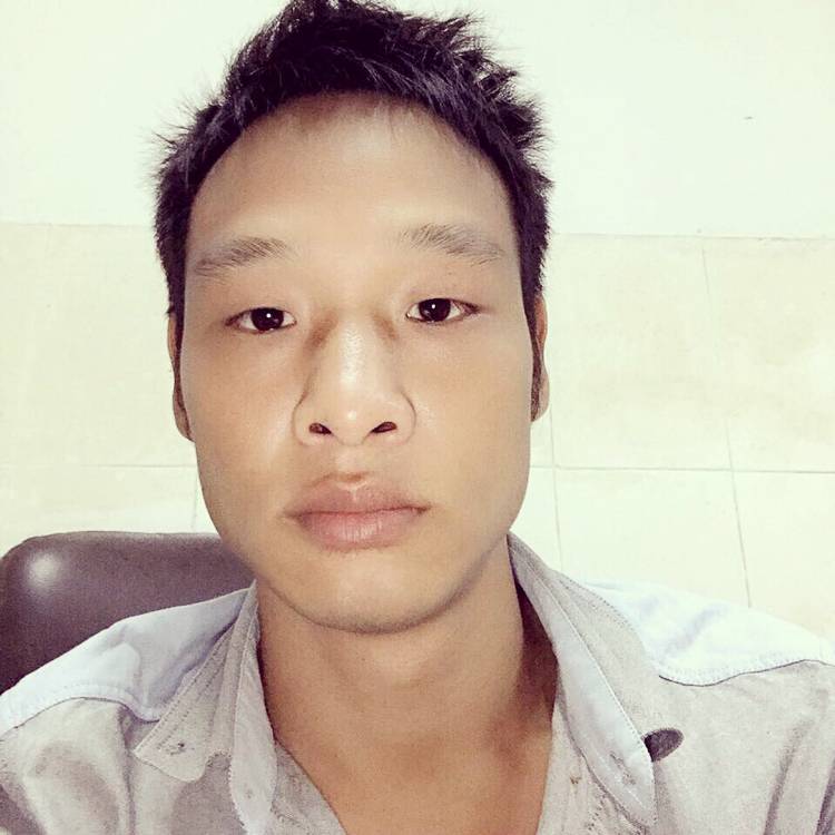 爱听歌爱恋大叔的照片