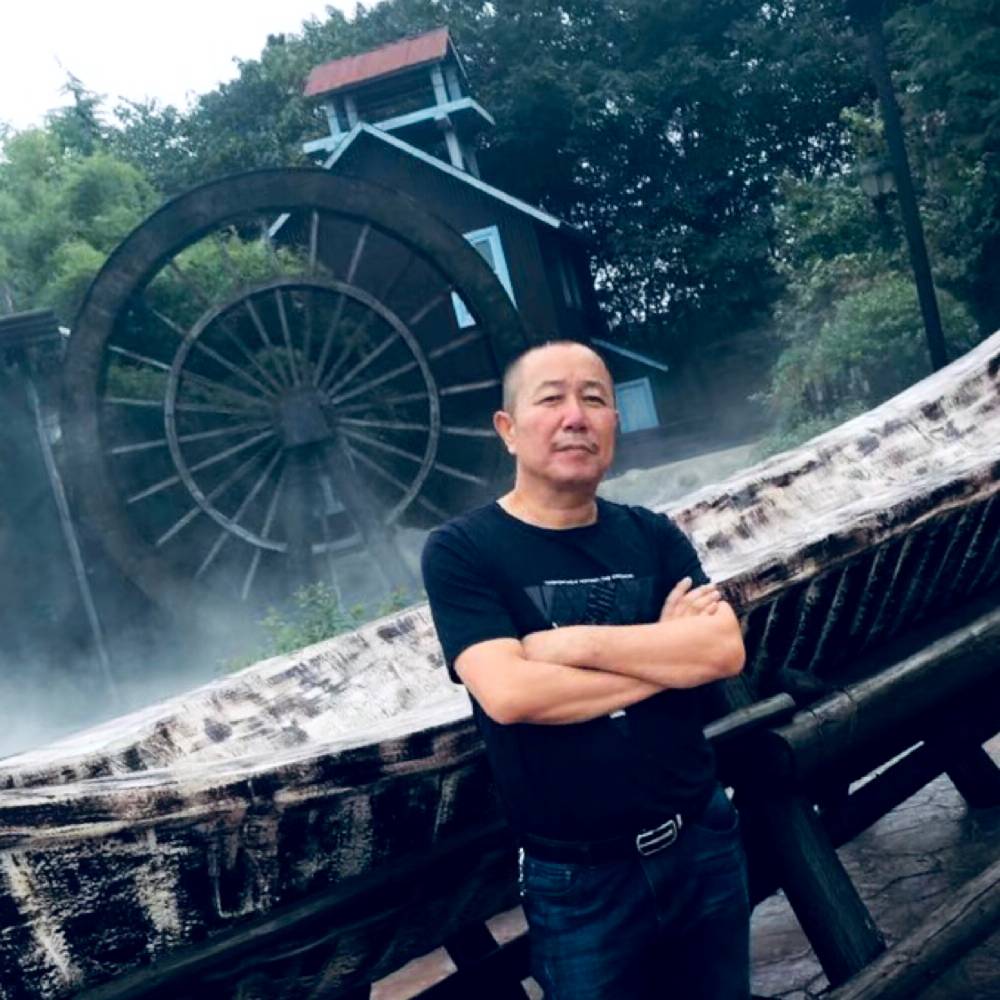 红尘扯细腻的照片