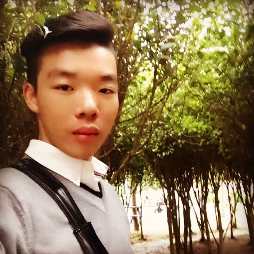 邹志森的照片