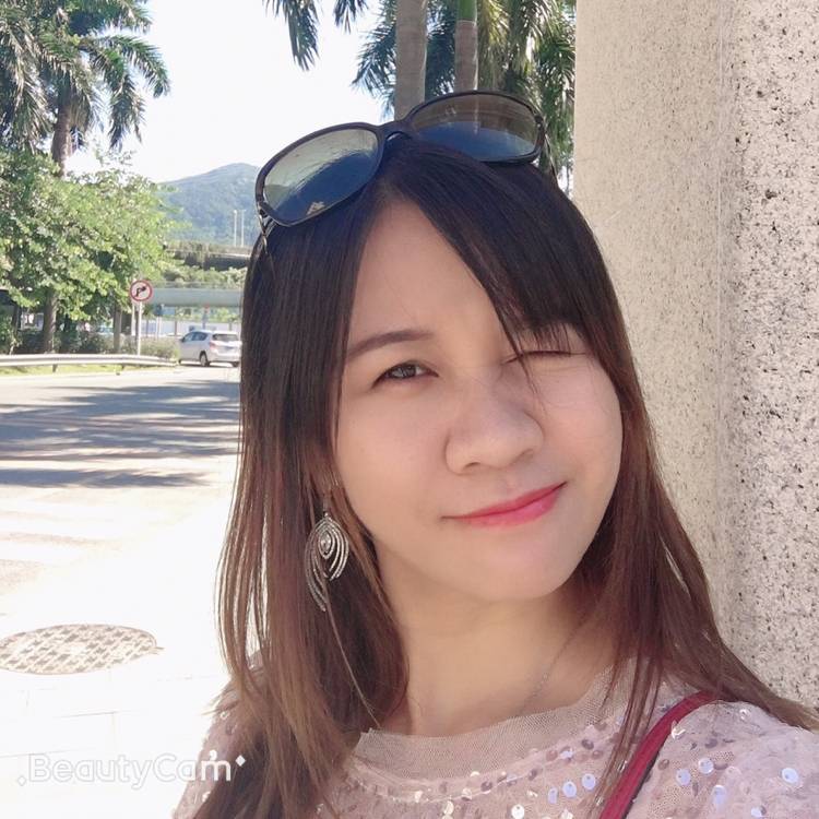 琳琳小玉的照片
