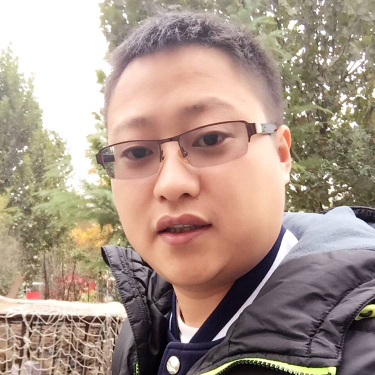 腼腆有月饼的照片