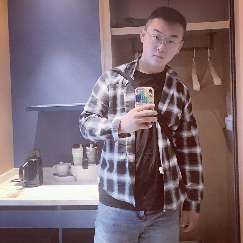 扮猪吃老虎的照片