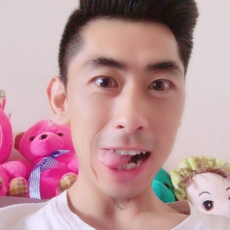小涛哥帅气的照片