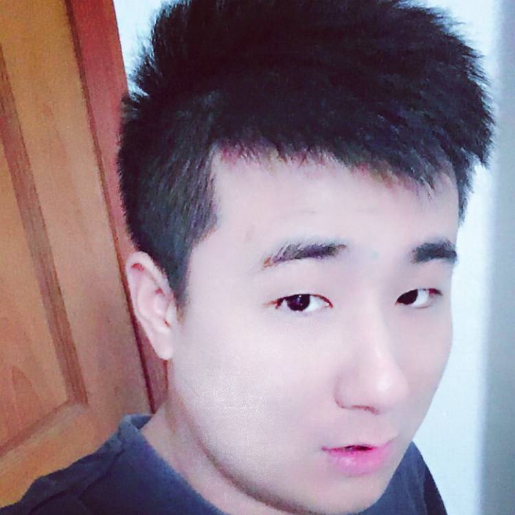 初夏浅吻呓语的照片