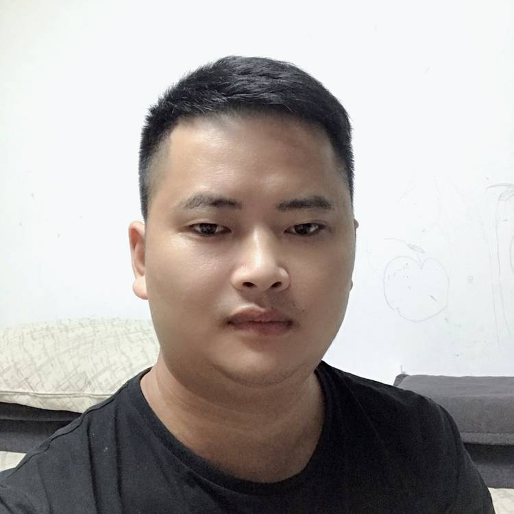心向大海天空蔚蓝的照片