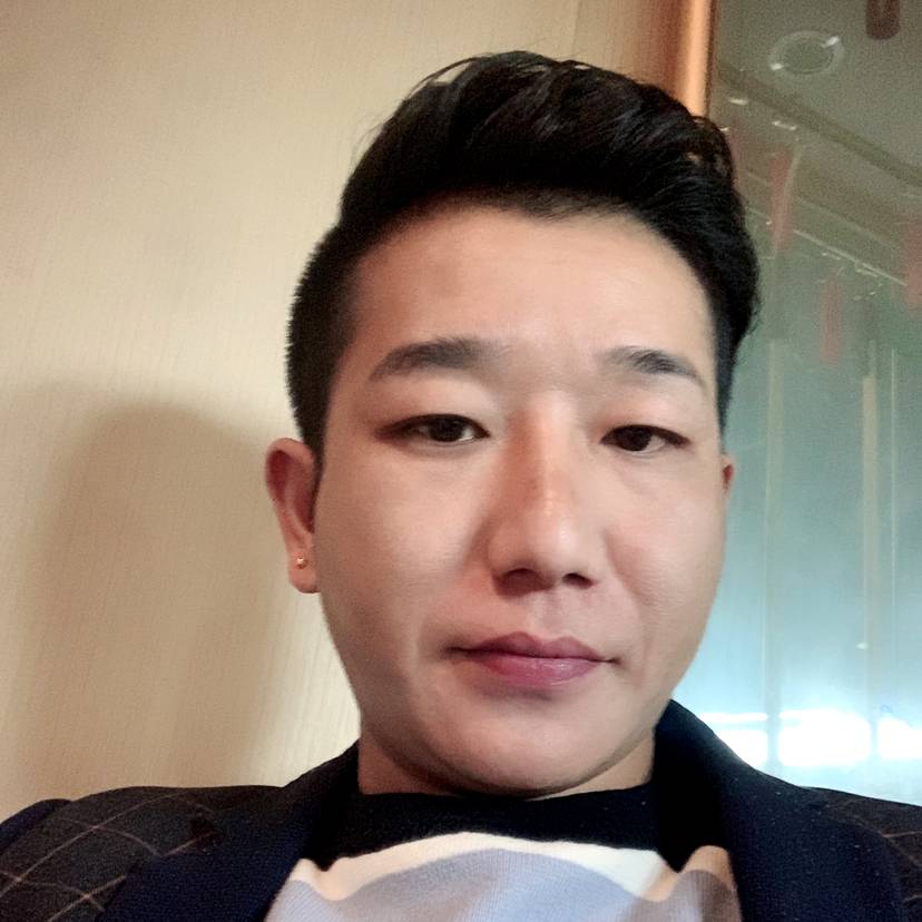 猎豹隐忍的照片