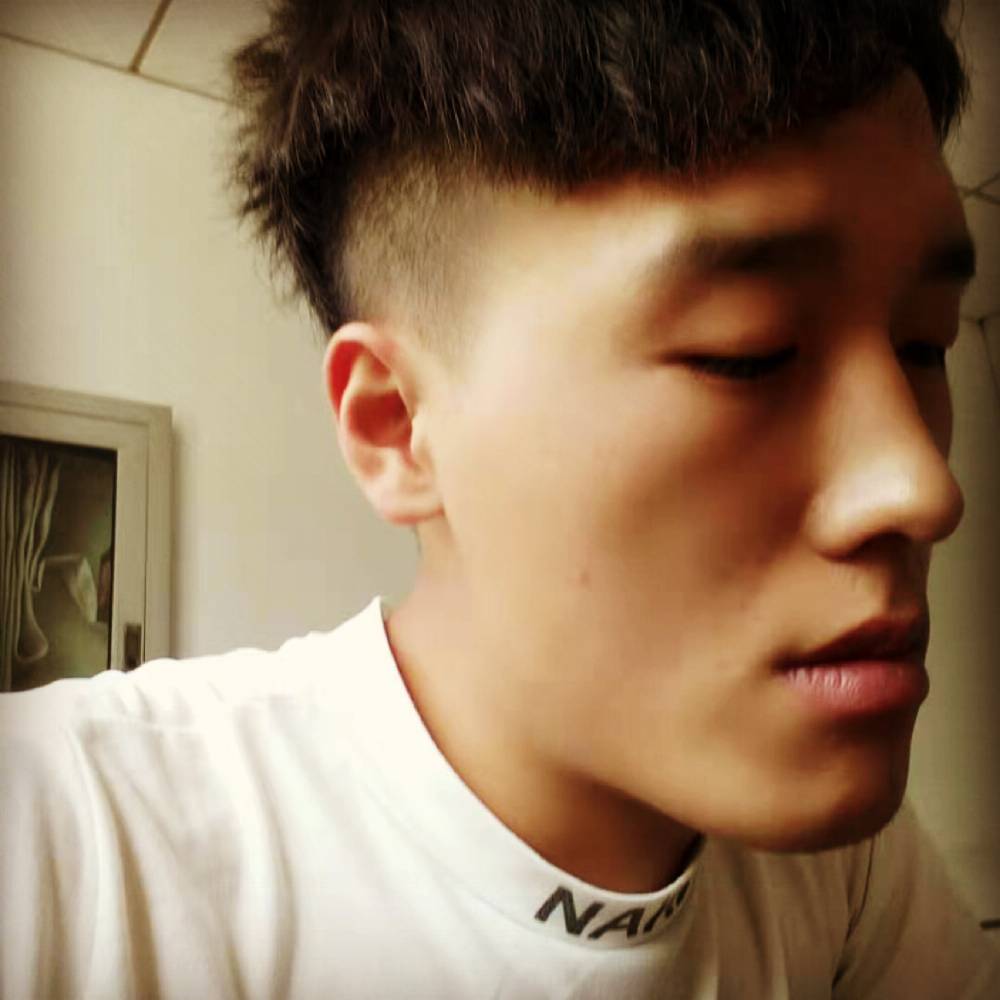 心锁向内向的照片