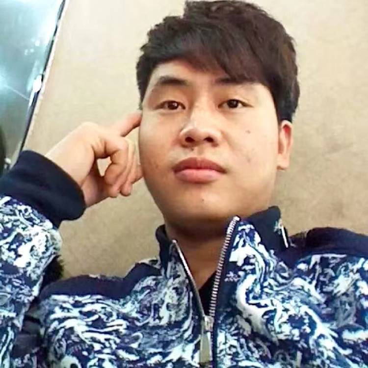 拉长停止钢铁侠的照片