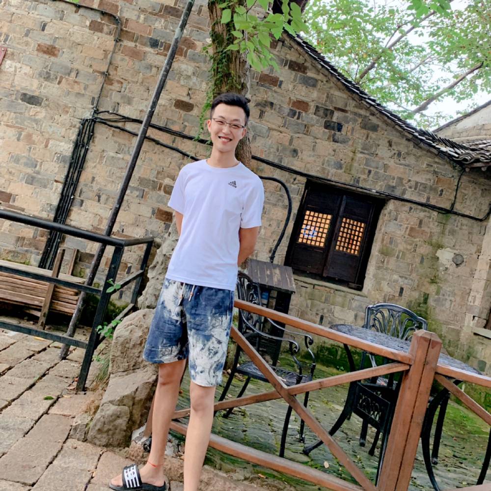 抽屉还真淳的照片